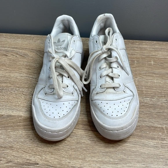 Adidas Forum Bold Sneakers Triple White Basketball 80’s Retro Athletic Size 8.5 - Picture 5 of 12